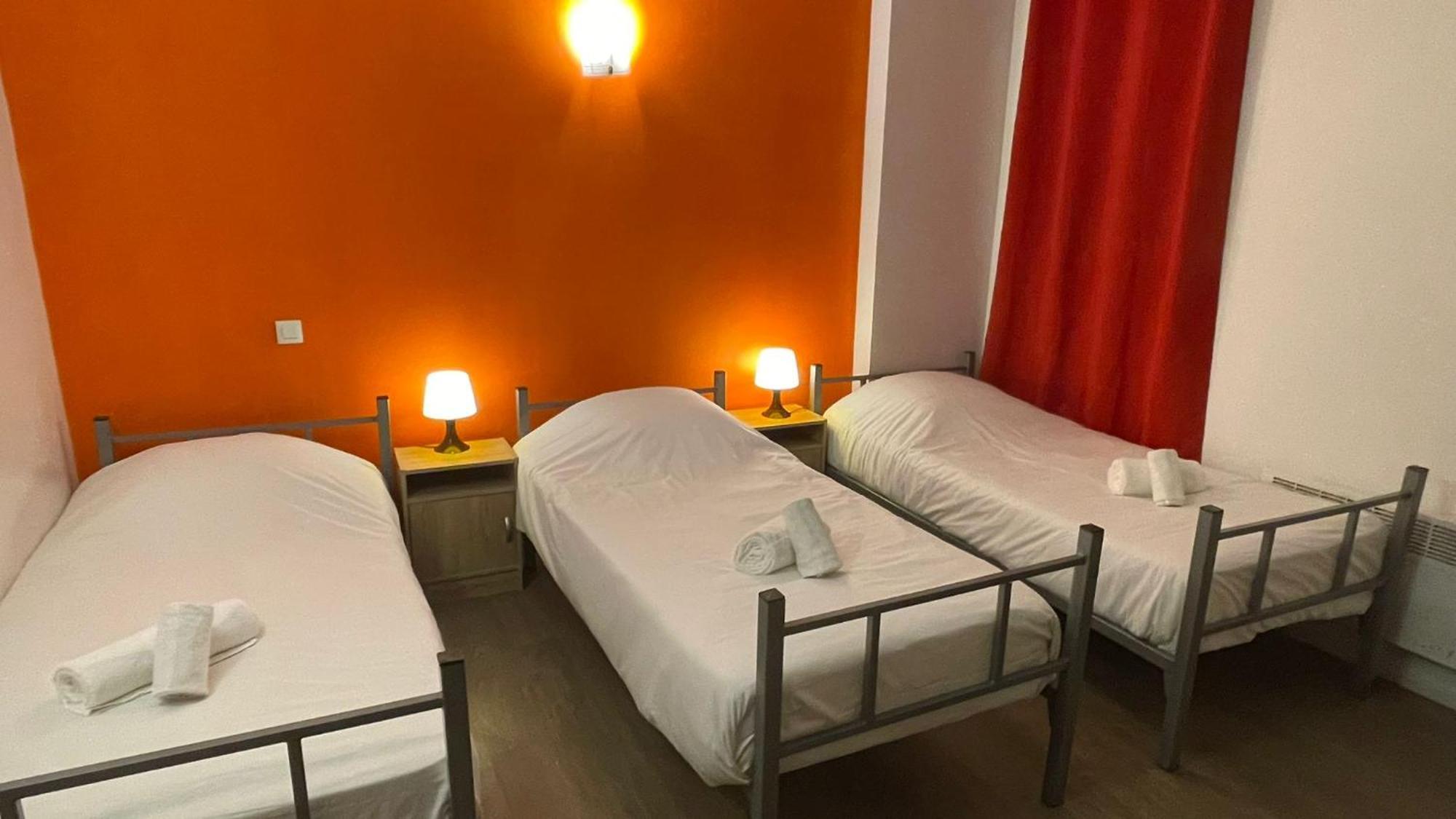 Hotel- Restaurant Le Saint Quentin Buitenkant foto